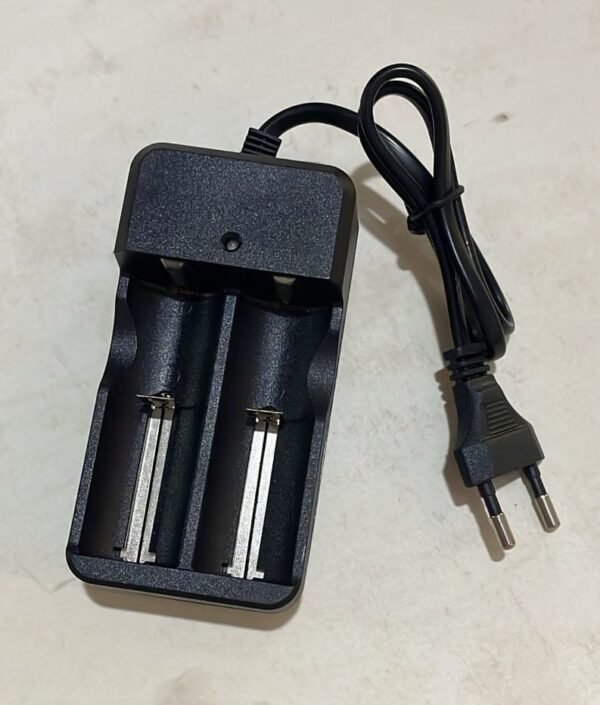 18650 Li-ion Battery Charger - 2 Cell (2)