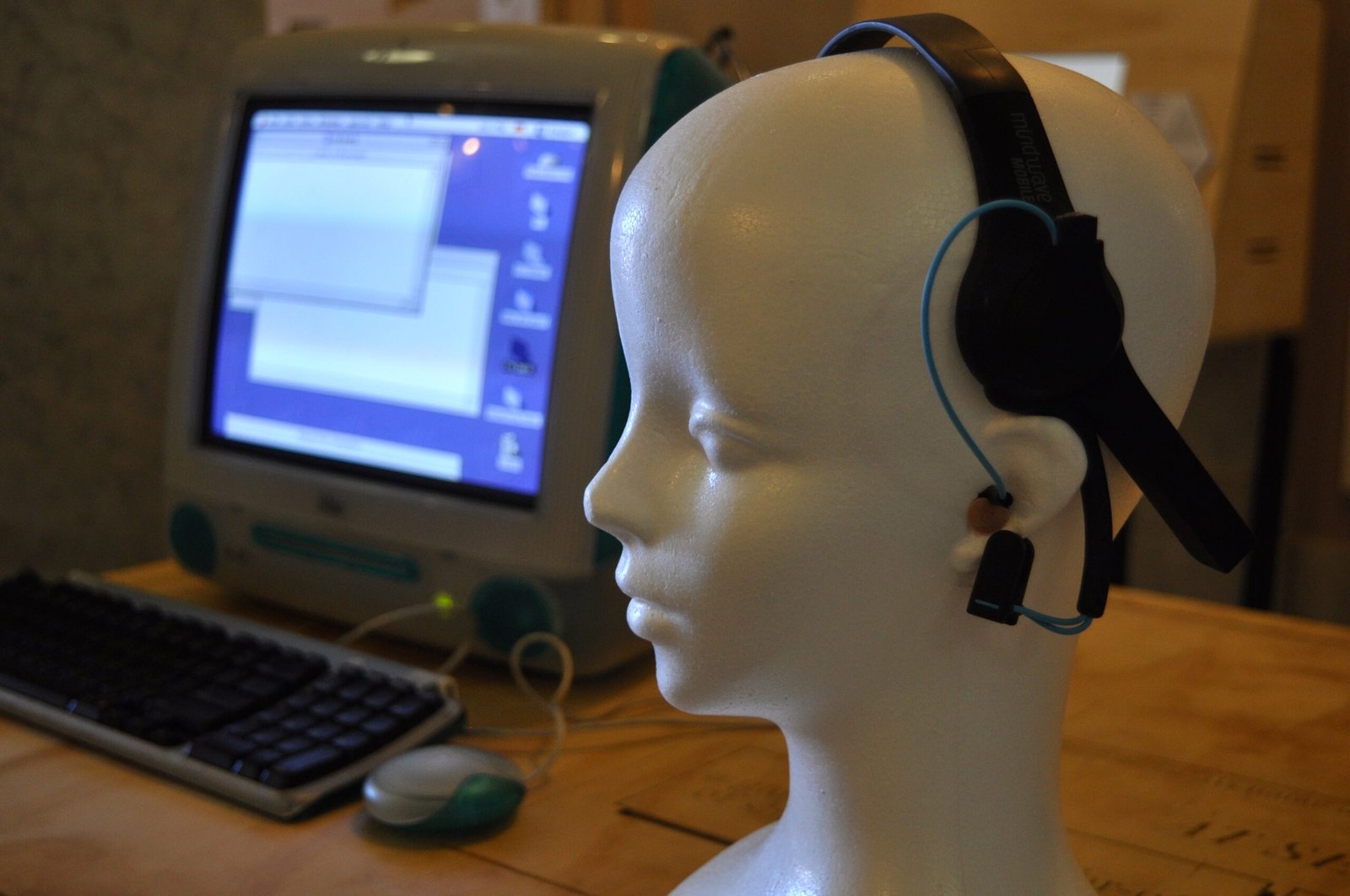 Brain-Controlled Home Automation (EEG Headset Interface)